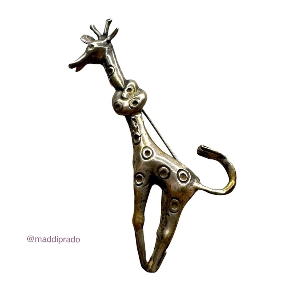 Vintage Brookraft Sterling Giraffe Brooch
